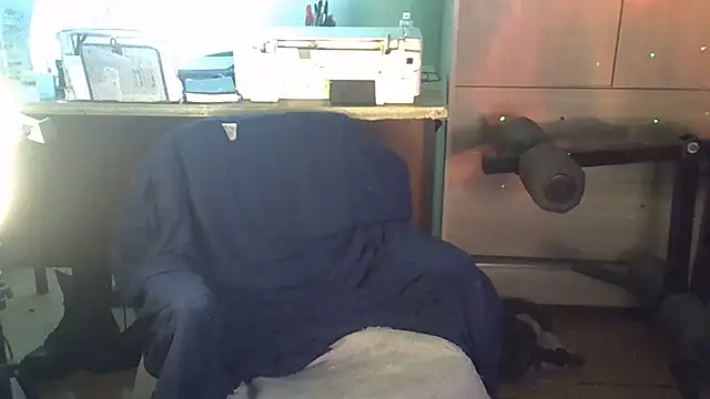 Snapshot of MILITARS chatting on 09/21/25, 07:59 MILITARS online show from 09/21/25, 07:59