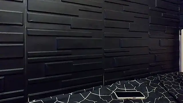 KrikaCat online show from 12/16/25, 12:10