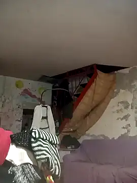 Snapshot of Blulilla69 chatting on 12/26/24, 03:53 Blulilla69 online show from 12/26/24, 03:53