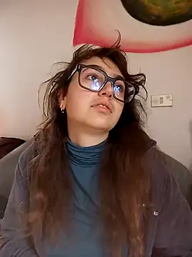 Snapshot of Blulilla69 chatting on 01/06/25, 10:24 Blulilla69 online show from 01/06/25, 10:24