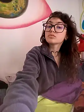 Snapshot of Blulilla69 chatting on 01/15/25, 09:45 Blulilla69 online show from 01/15/25, 09:45