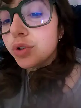 Snapshot of Blulilla69 chatting on 03/23/25, 07:31 Blulilla69 online show from 03/23/25, 07:31