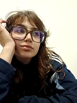 Snapshot of Blulilla69 chatting on 11/01/25, 05:48 Blulilla69 online show from 11/01/25, 05:48