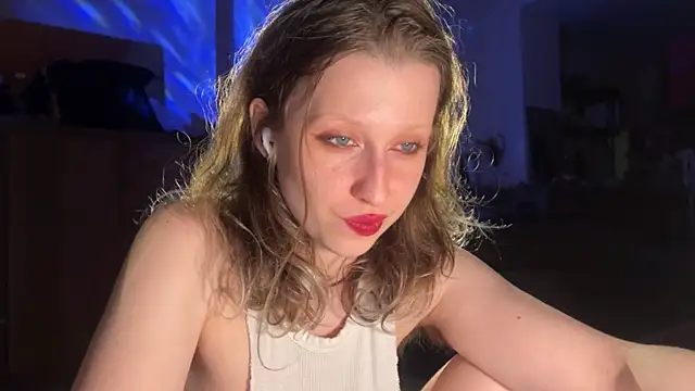 Snapshot of Hairy_Coraline chatting on 02/21/25, 02:16 Hairy Coraline online show from 02/21/25, 02:16