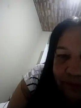 Snapshot of catdool chatting on 04/15/26, 10:32 catdool online show from 04/15/26, 10:32