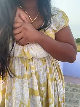 Dhiyapink online show from 01/13/25, 12:45