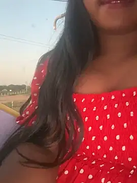 Dhiyapink online show from 02/14/25, 01:18