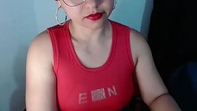 Snapshot of lizbodu chatting on 10/18/25, 10:32 lizbodu online show from 10/18/25, 10:32