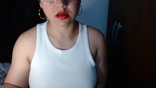 Snapshot of lizbodu chatting on 06/11/26, 10:41 lizbodu online show from 06/11/26, 10:41