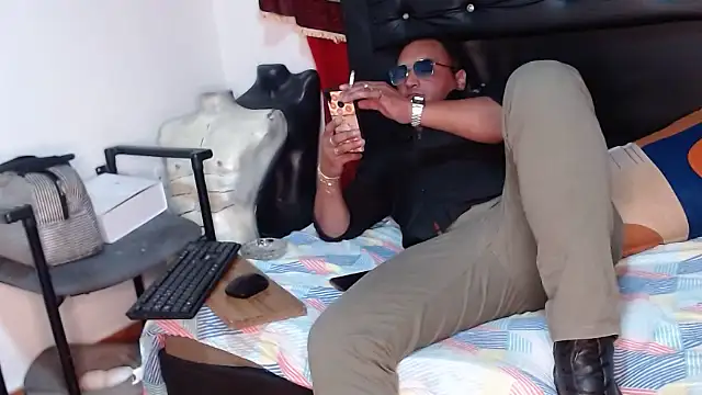 hardrock982 online show from 12/05/25, 02:14