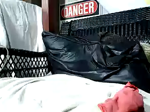 HungHawaiian808xh online show from 12/15/25, 12:59