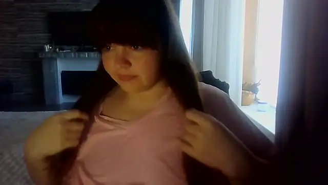Snapshot of cute__cherry chatting on 03/06/26, 08:33 cute cherry online show from 03/06/26, 08:33