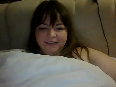 Snapshot of cute__cherry chatting on 03/30/26, 10:44 cute cherry online show from 03/30/26, 10:44