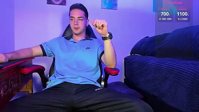 Alex smith00 online show from 12/13/24, 12:53