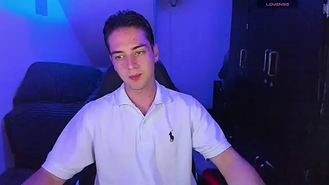 Alex smith00 online show from 12/29/24, 11:08