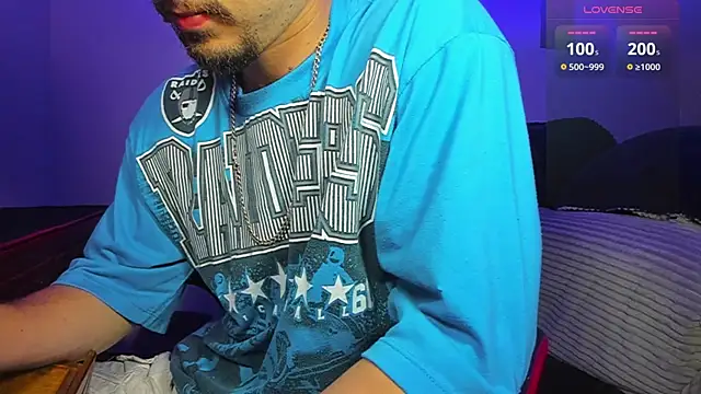 Alex smith00 online show from 02/02/25, 11:42