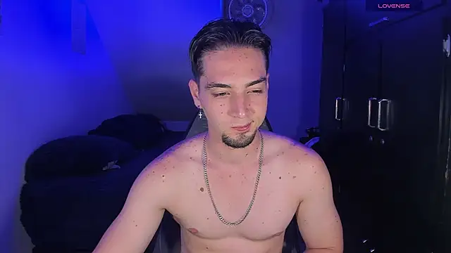 Alex smith00 online show from 10/15/25, 10:43