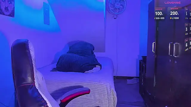 Alex smith00 online show from 01/07/26, 03:36