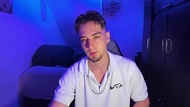 Alex smith00 online show from 02/09/26, 06:23