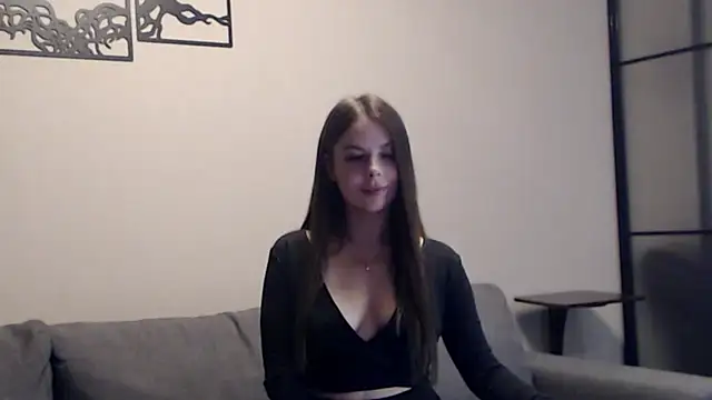 Snapshot of Melanie_Scott_Richerds chatting on 10/19/25, 08:09 Melanie Scott Richerds online show from 10/19/25, 08:09