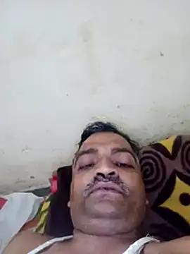 RandomSitcom online show from 04/18/26, 02:04