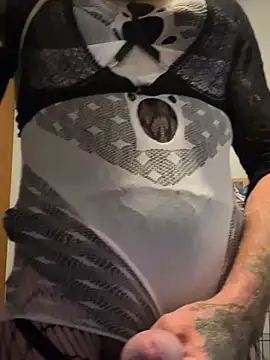 Snapshot of MadMaxxx84 chatting on 04/13/26, 06:52 MadMaxxx84 online show from 04/13/26, 06:52