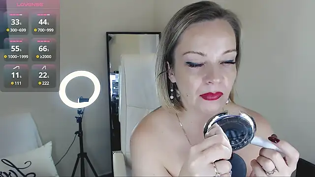 Tilly Eliot online show from 02/02/25, 09:23