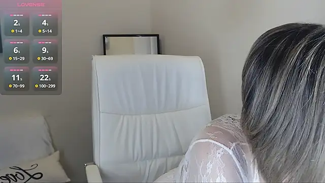 Tilly Eliot online show from 02/13/25, 02:09