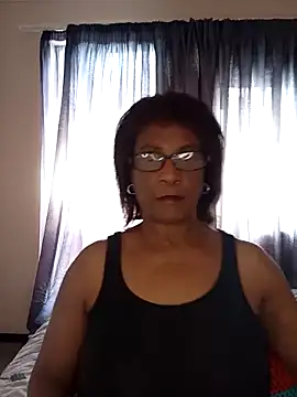 Snapshot of Hotgrannyx chatting on 03/18/26, 11:24 Hotgrannyx online show from 03/18/26, 11:24