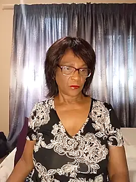 Snapshot of Hotgrannyx chatting on 03/28/26, 04:23 Hotgrannyx online show from 03/28/26, 04:23