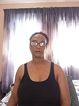 Snapshot of Hotgrannyx chatting on 06/28/26, 11:16 Hotgrannyx online show from 06/28/26, 11:16