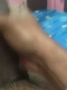 Snapshot of omar23121 chatting on 12/27/24, 07:40 omar23121 online show from 12/27/24, 07:40