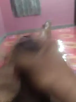 Snapshot of omar23121 chatting on 12/31/24, 05:40 omar23121 online show from 12/31/24, 05:40