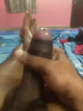 Snapshot of omar23121 chatting on 01/30/25, 05:06 omar23121 online show from 01/30/25, 05:06