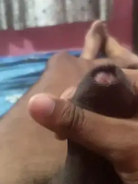 Snapshot of omar23121 chatting on 03/14/25, 12:40 omar23121 online show from 03/14/25, 12:40