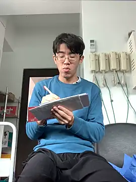 o0-69o online show from 12/24/24, 05:49