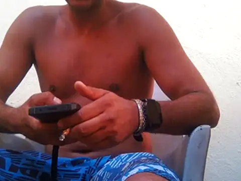 Snapshot of Lucas_pt chatting on 07/19/26, 08:51 Lucas pt online show from 07/19/26, 08:51