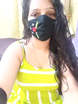 Rising Smiler online show from 10/25/25, 12:45