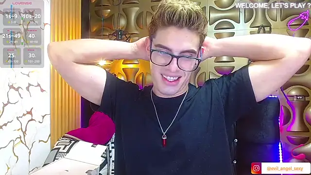 angel sexyevil online show from 11/28/25, 12:30