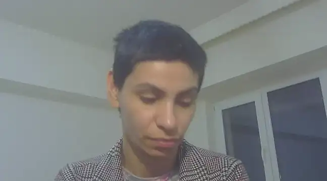 Snapshot of hotSANDRA_STARR chatting on 02/04/25, 09:10 hotSANDRA STARR online show from 02/04/25, 09:10