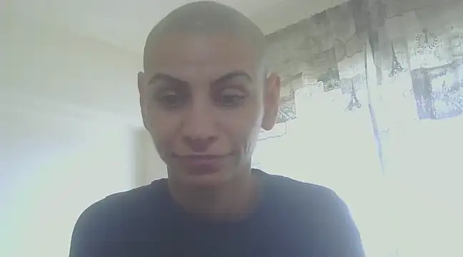 Snapshot of hotSANDRA_STARR chatting on 02/18/25, 01:22 hotSANDRA STARR online show from 02/18/25, 01:22