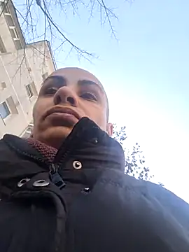 Snapshot of hotSANDRA_STARR chatting on 03/10/25, 12:48 hotSANDRA STARR online show from 03/10/25, 12:48