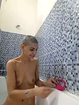 Snapshot of hotSANDRA_STARR chatting on 03/12/25, 05:49 hotSANDRA STARR online show from 03/12/25, 05:49