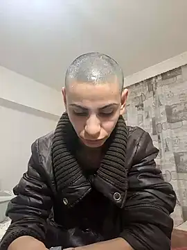 Snapshot of hotSANDRA_STARR chatting on 03/19/25, 06:23 hotSANDRA STARR online show from 03/19/25, 06:23