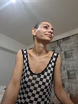 Snapshot of hotSANDRA_STARR chatting on 03/22/25, 11:32 hotSANDRA STARR online show from 03/22/25, 11:32