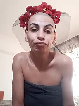 Snapshot of hotSANDRA_STARR chatting on 10/20/25, 11:21 hotSANDRA STARR online show from 10/20/25, 11:21