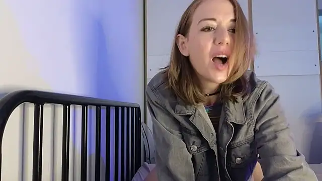 Snapshot of TopsyWilde chatting on 03/29/26, 08:25 TopsyWilde online show from 03/29/26, 08:25