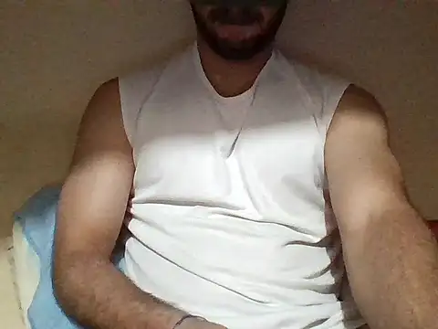 Snapshot of peneduro_19 chatting on 03/04/26, 04:40 peneduro 19 online show from 03/04/26, 04:40