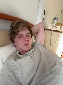 Andrewhootxx online show from 01/18/25, 10:06