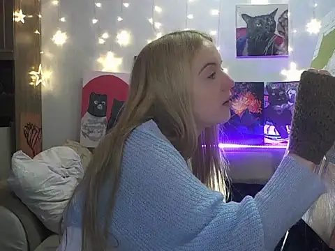 SecretSophia online show from 03/18/25, 11:31